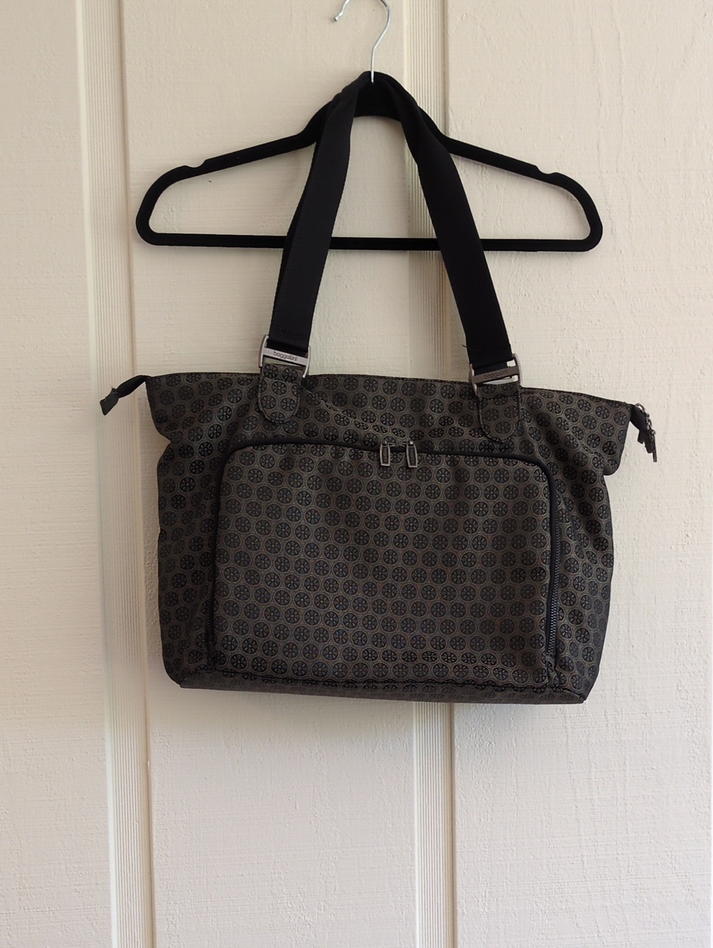 Baggalini Work Or Travel Bag